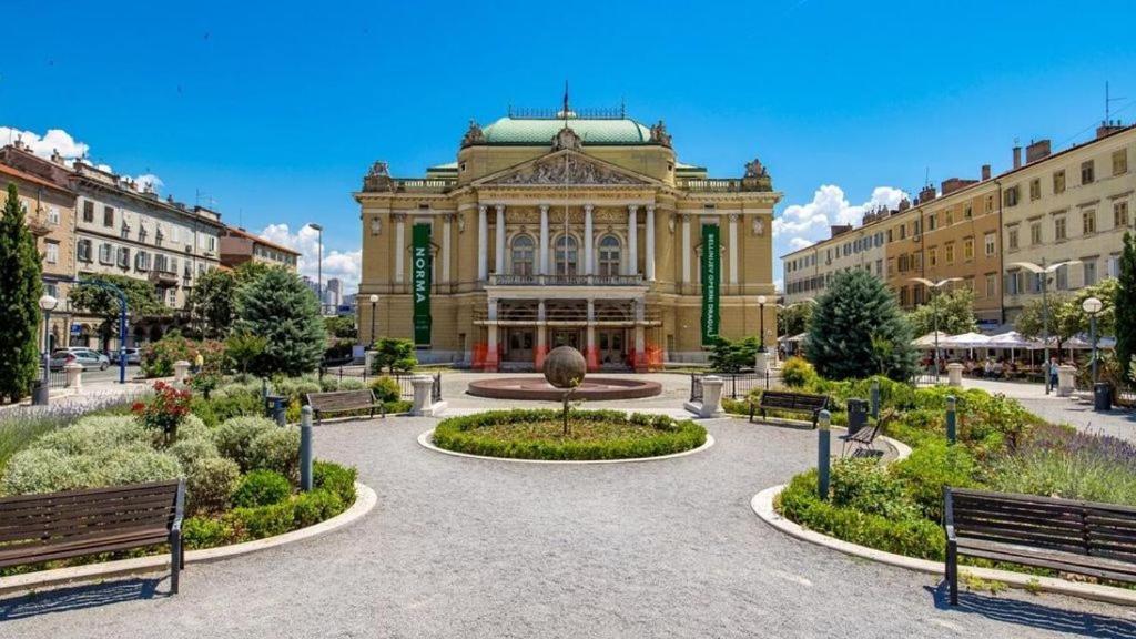Villa Meri Rijeka Extérieur photo